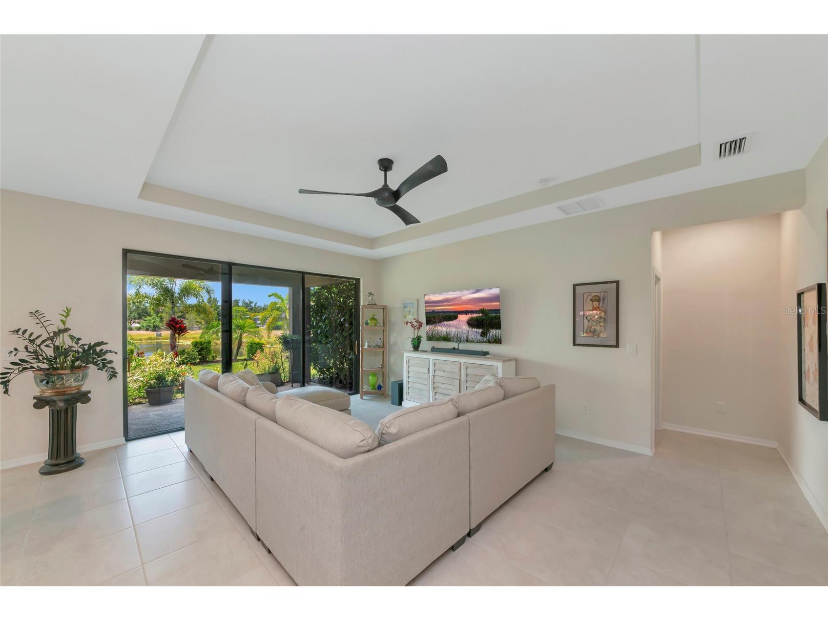 5587 Foxtail Palm Lane Sarasota FL 34233 A4693177 image17