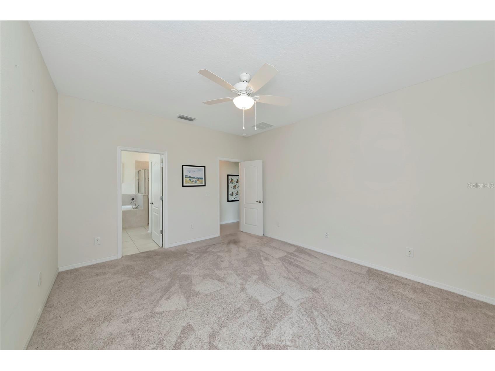 5587 Foxtail Palm Lane Sarasota FL 34233 A4693177 image20