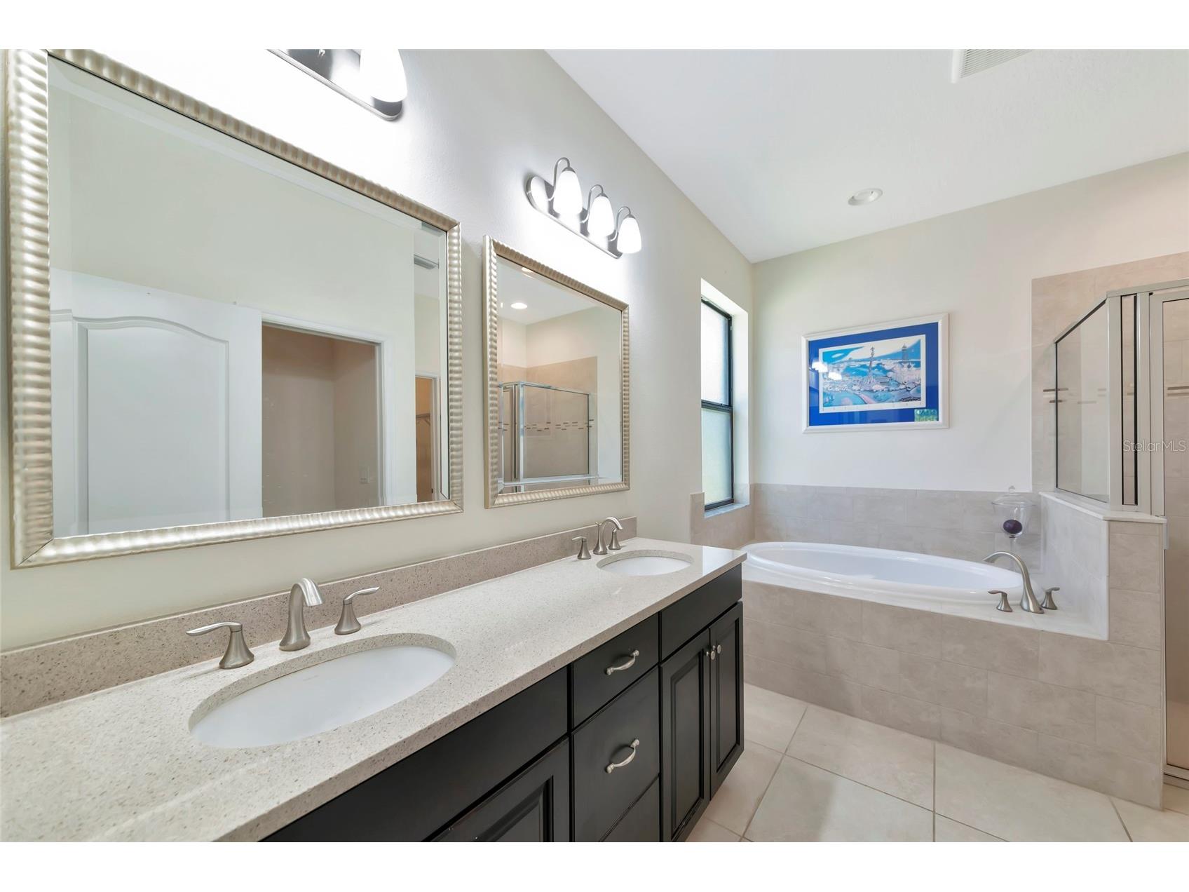 5587 Foxtail Palm Lane Sarasota FL 34233 A4693177 image21