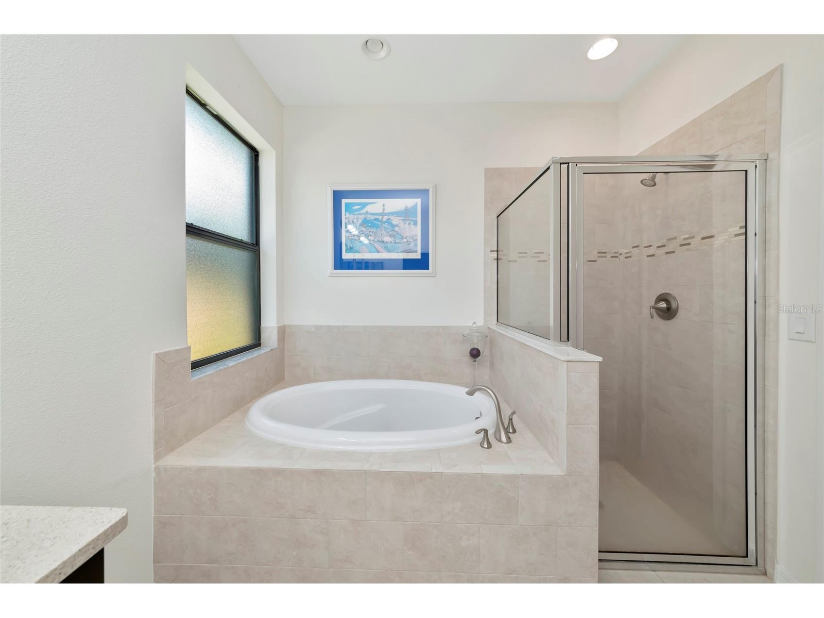 5587 Foxtail Palm Lane Sarasota FL 34233 A4693177 image22