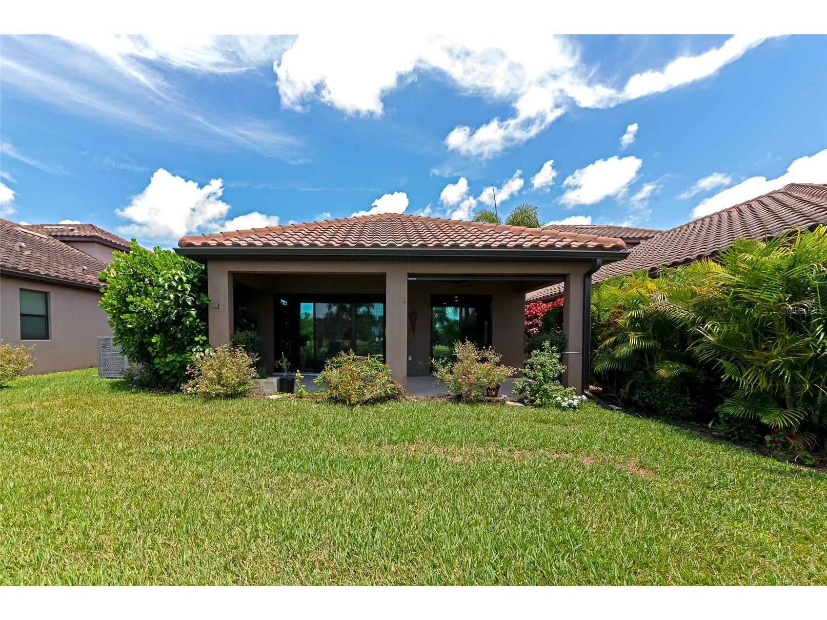 5587 Foxtail Palm Lane Sarasota FL 34233 A4693177 image39