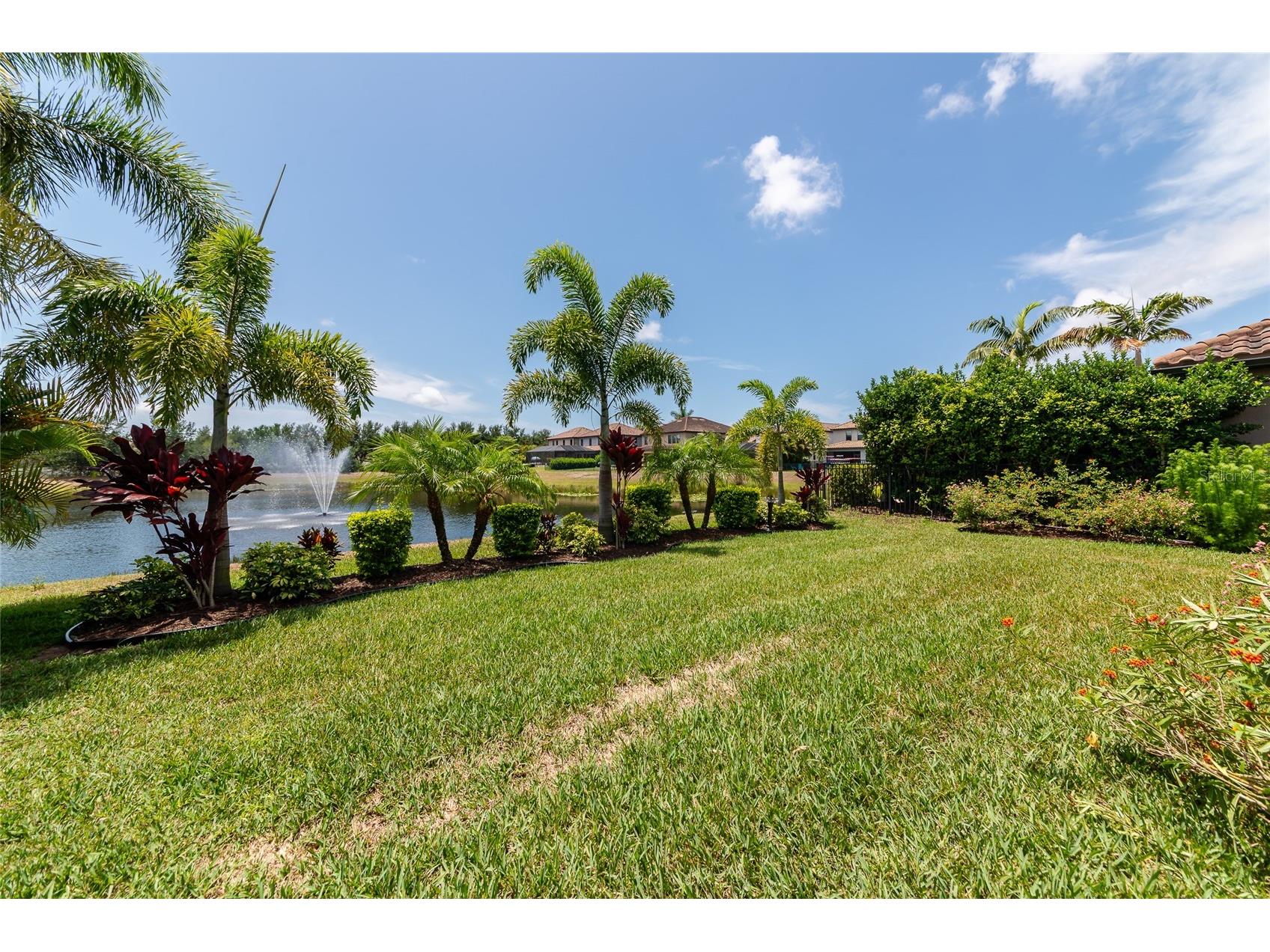 5587 Foxtail Palm Lane Sarasota FL 34233 A4693177 image6