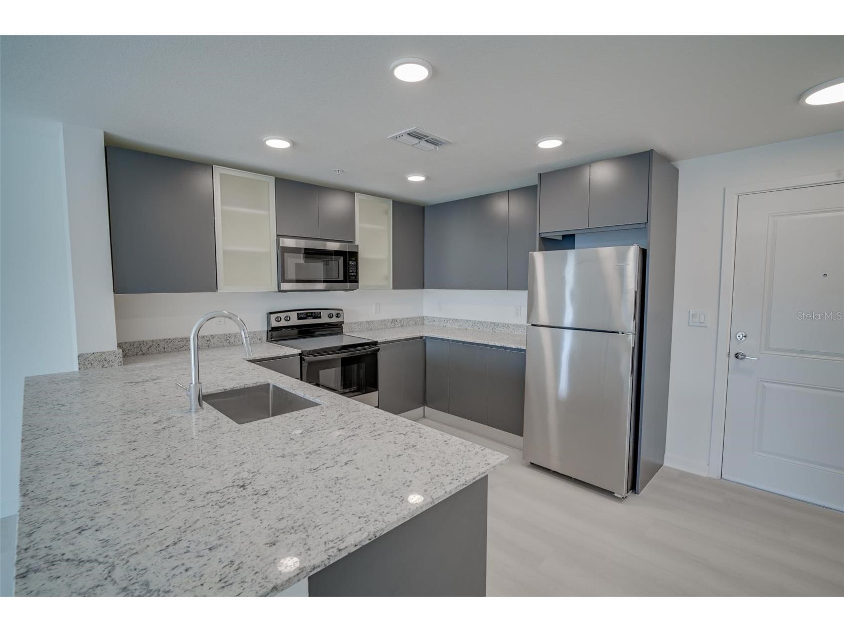 5587 Millenia Park #201 Orlando FL 32839 S5143984 image4