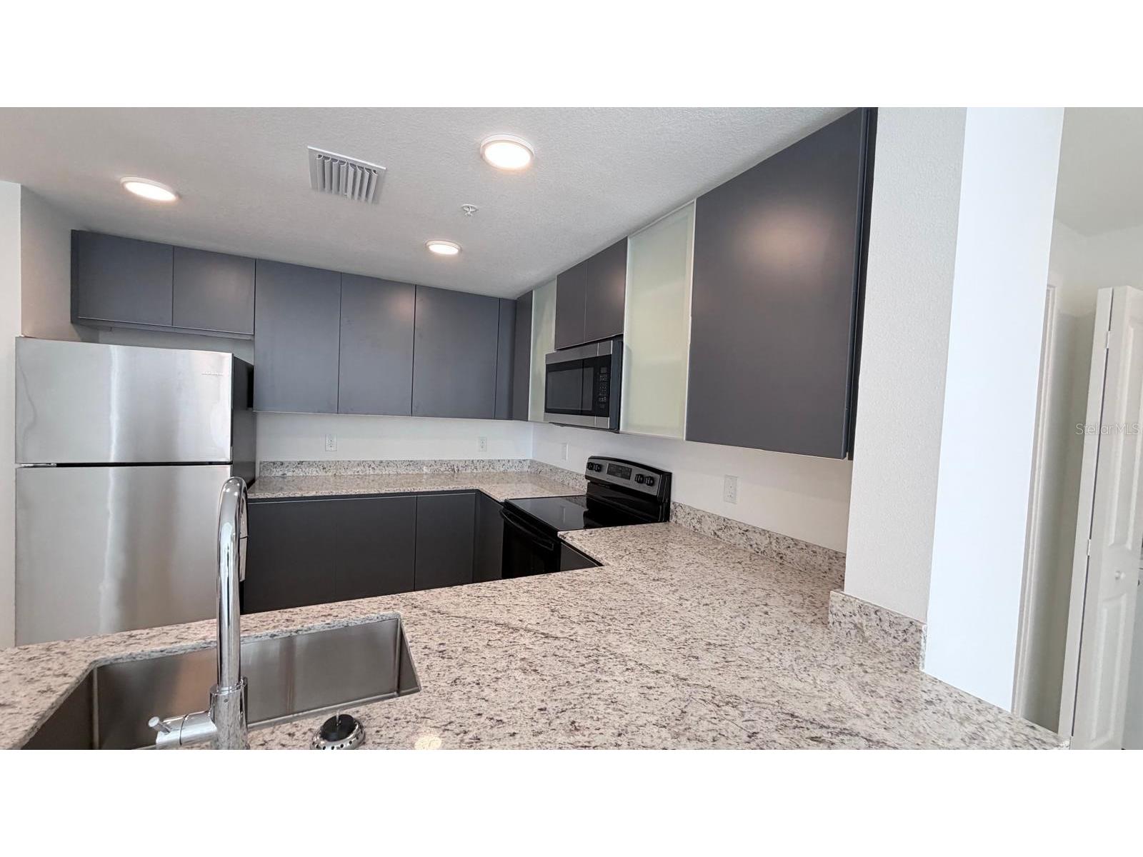 5587 Millenia Park Blvd #210 Orlando FL 32839 S5146957 image36