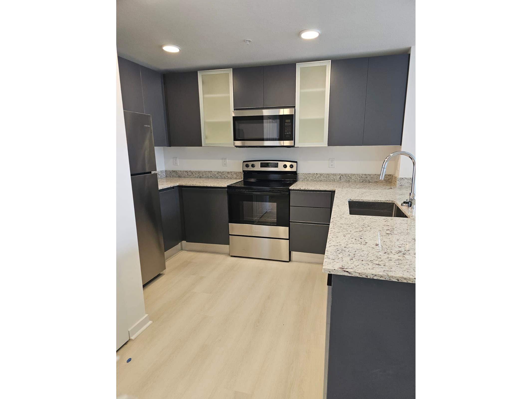 5587 Millenia Park Blvd #215 Orlando FL 32839 O6395045 image3