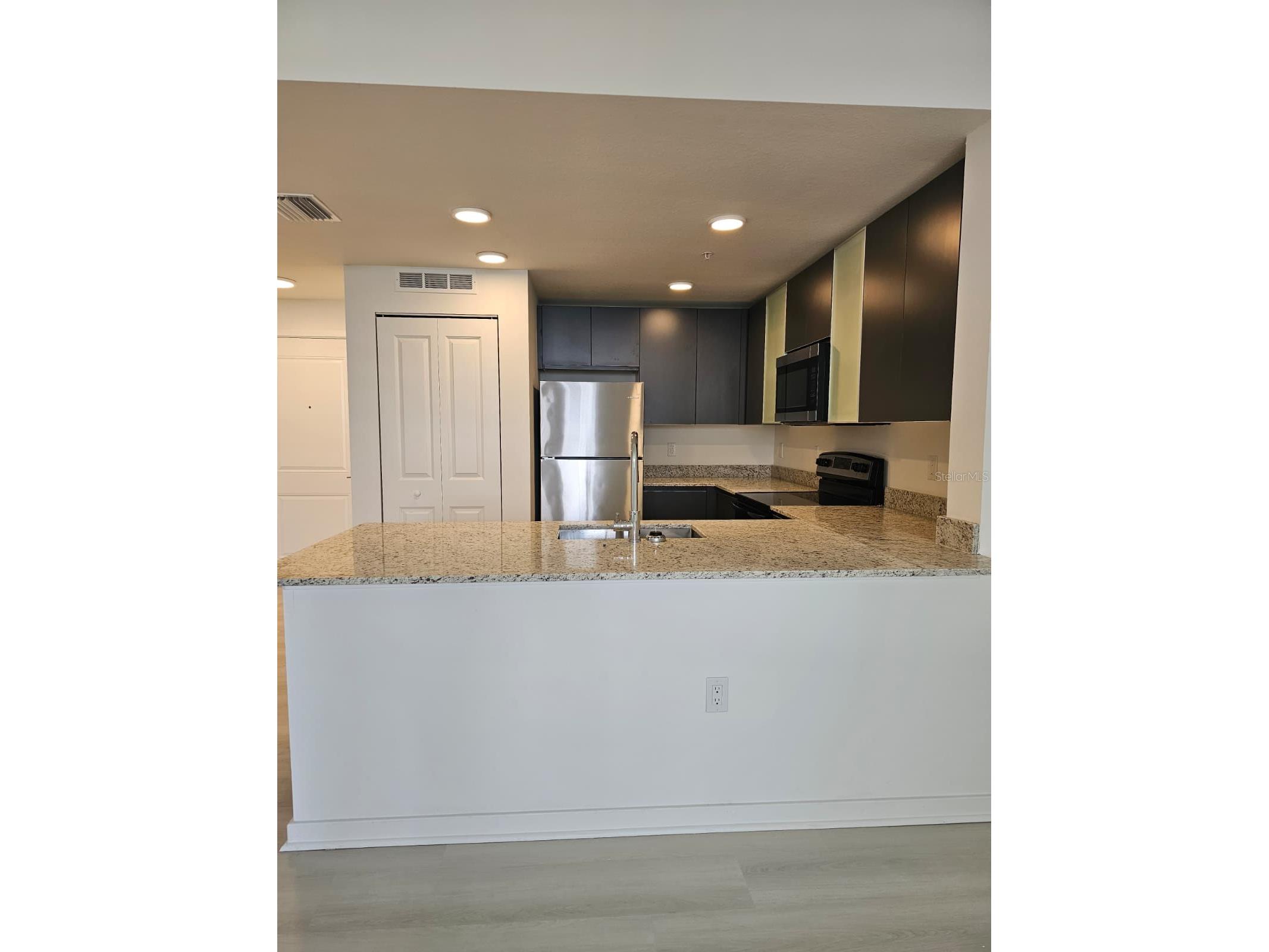 5587 Millenia Park Blvd #215 Orlando FL 32839 O6395045 image4