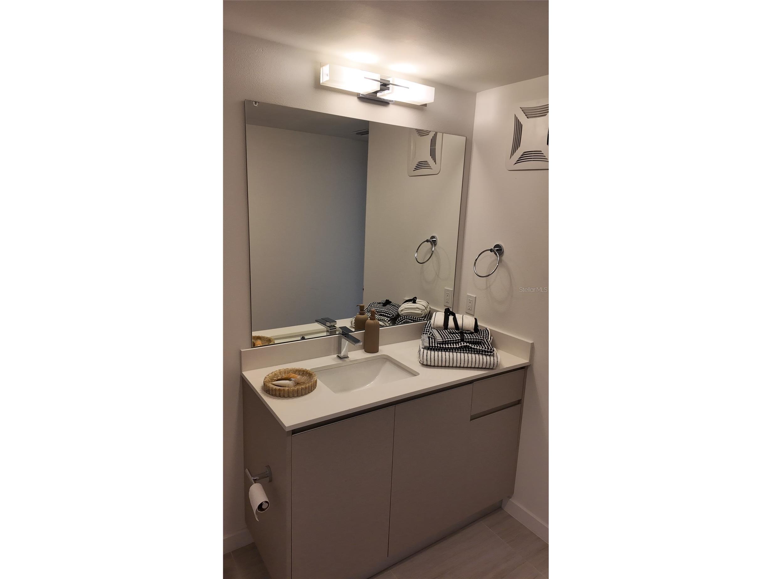 5587 Millenia Park Blvd #218 Orlando FL 32839 O6381791 image5