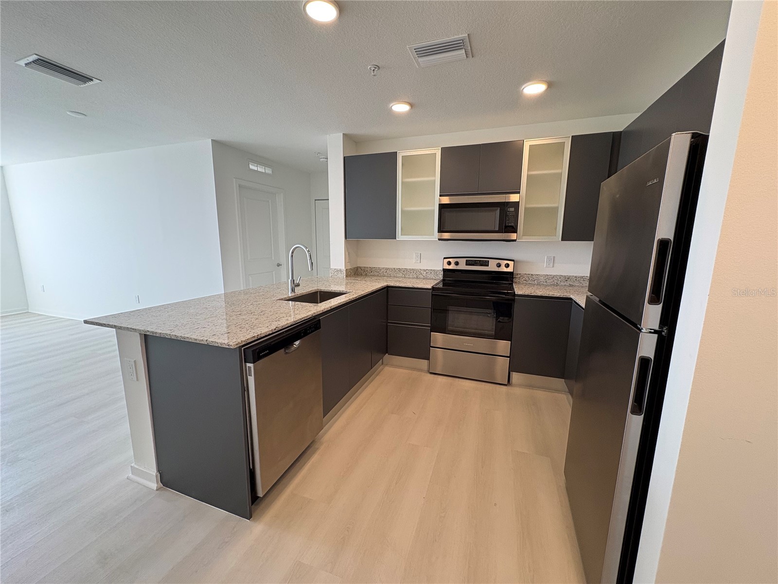 5587 Millenia Park Blvd #524 Orlando FL 32839 O6384733 image3