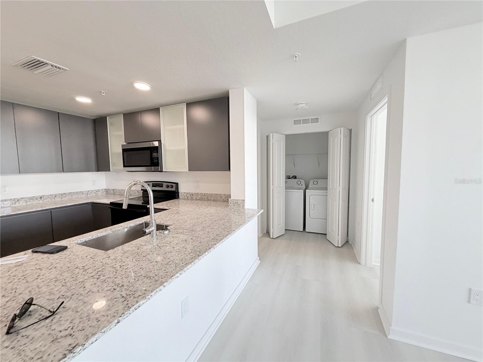 5587 Millenia Park Blvd Unit 221 #221 Orlando FL 32839 S5143087 image4