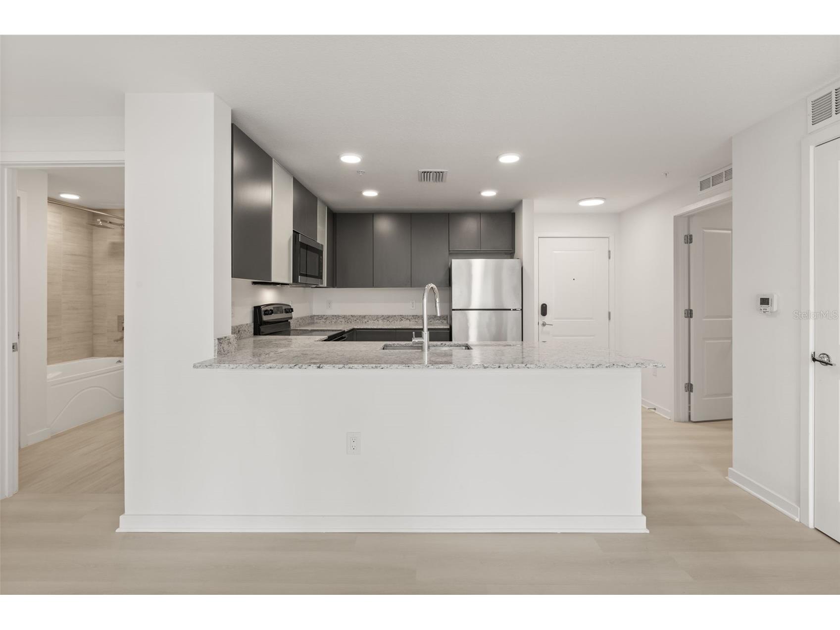5587 Millenia Park Boulevard #308 Orlando FL 32839 O6402548 image15