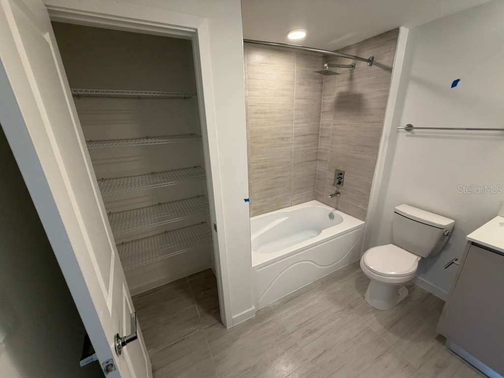 5587 Millenia Park Boulevard #404 Orlando FL 32839 O6381702 image9