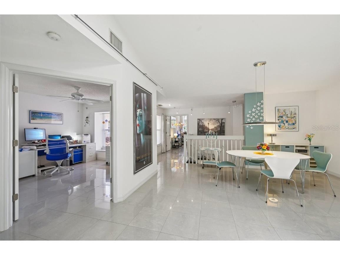 5588 Golf Pointe Drive #1 Sarasota FL 34243 A4672310 image11