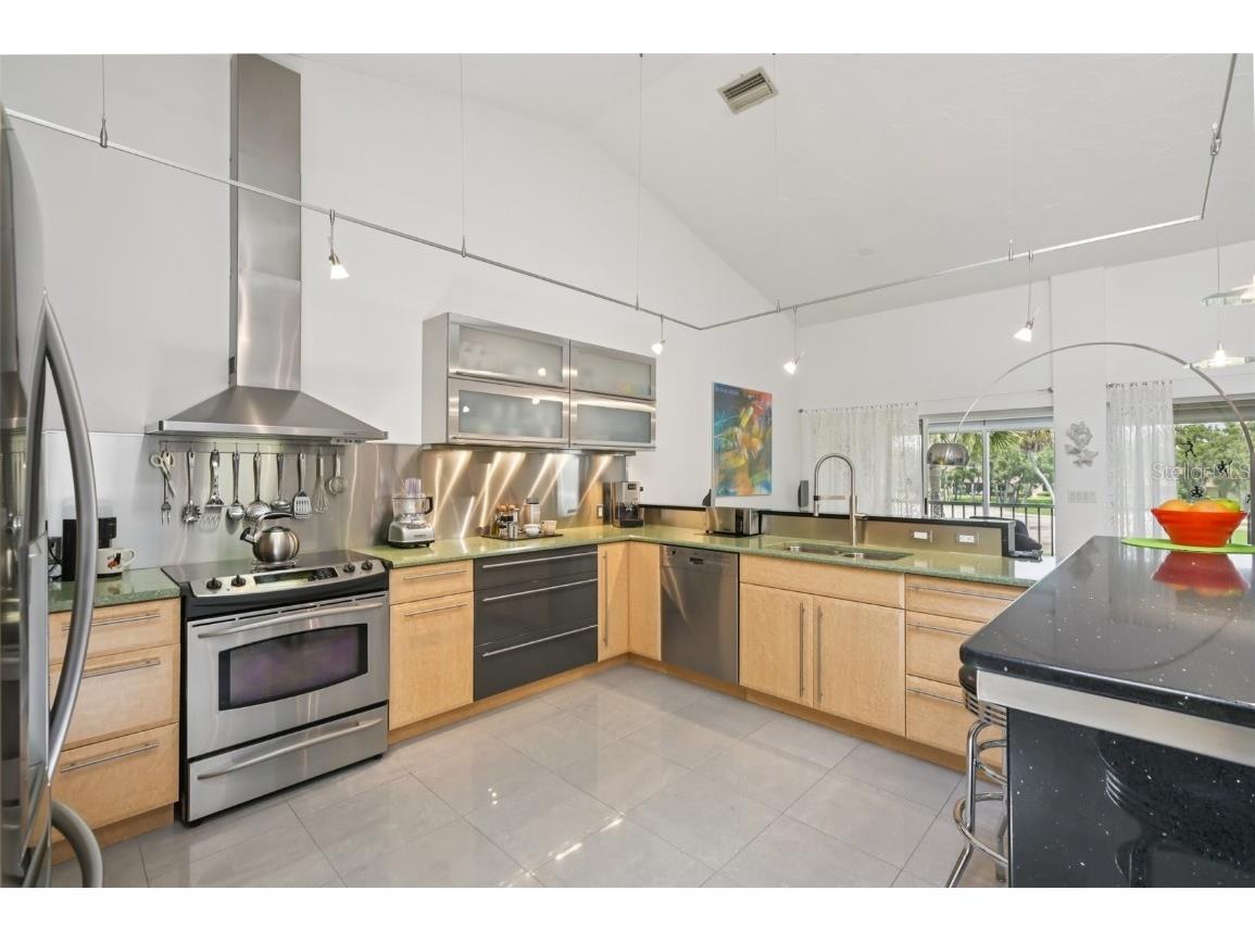 5588 Golf Pointe Drive #1 Sarasota FL 34243 A4672310 image12