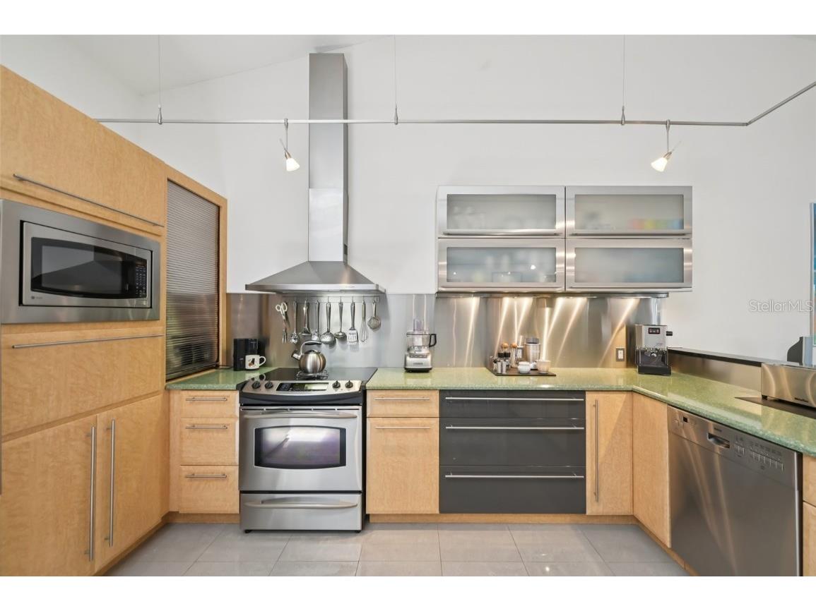 5588 Golf Pointe Drive #1 Sarasota FL 34243 A4672310 image13