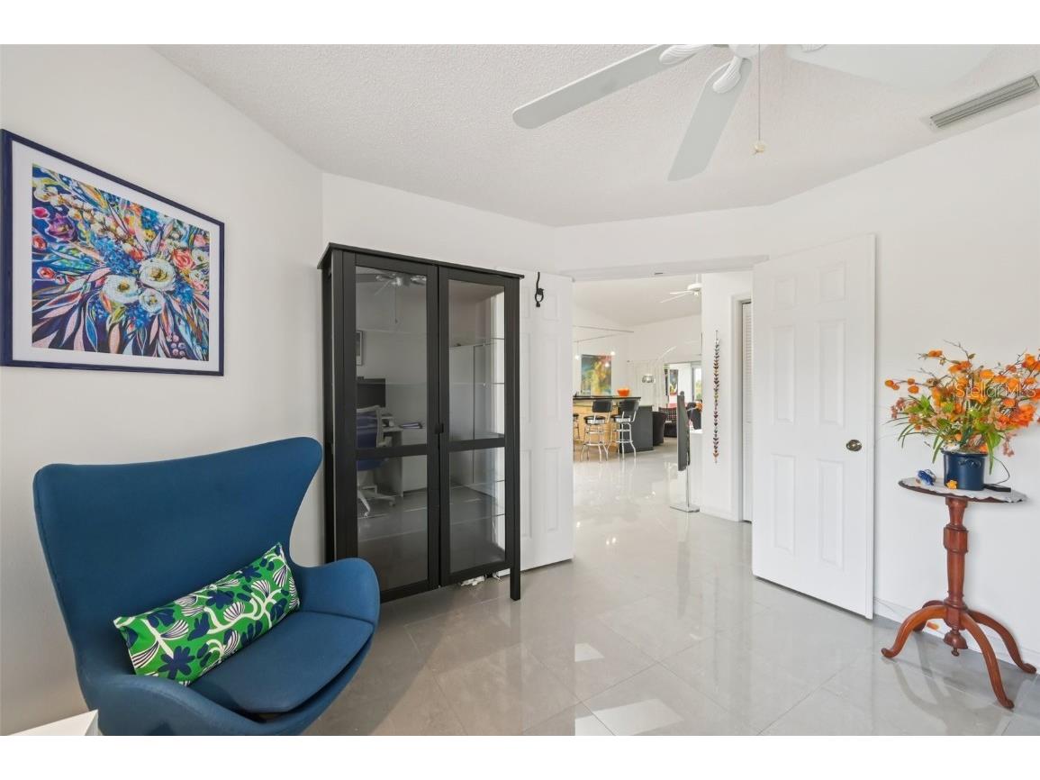 5588 Golf Pointe Drive #1 Sarasota FL 34243 A4672310 image37