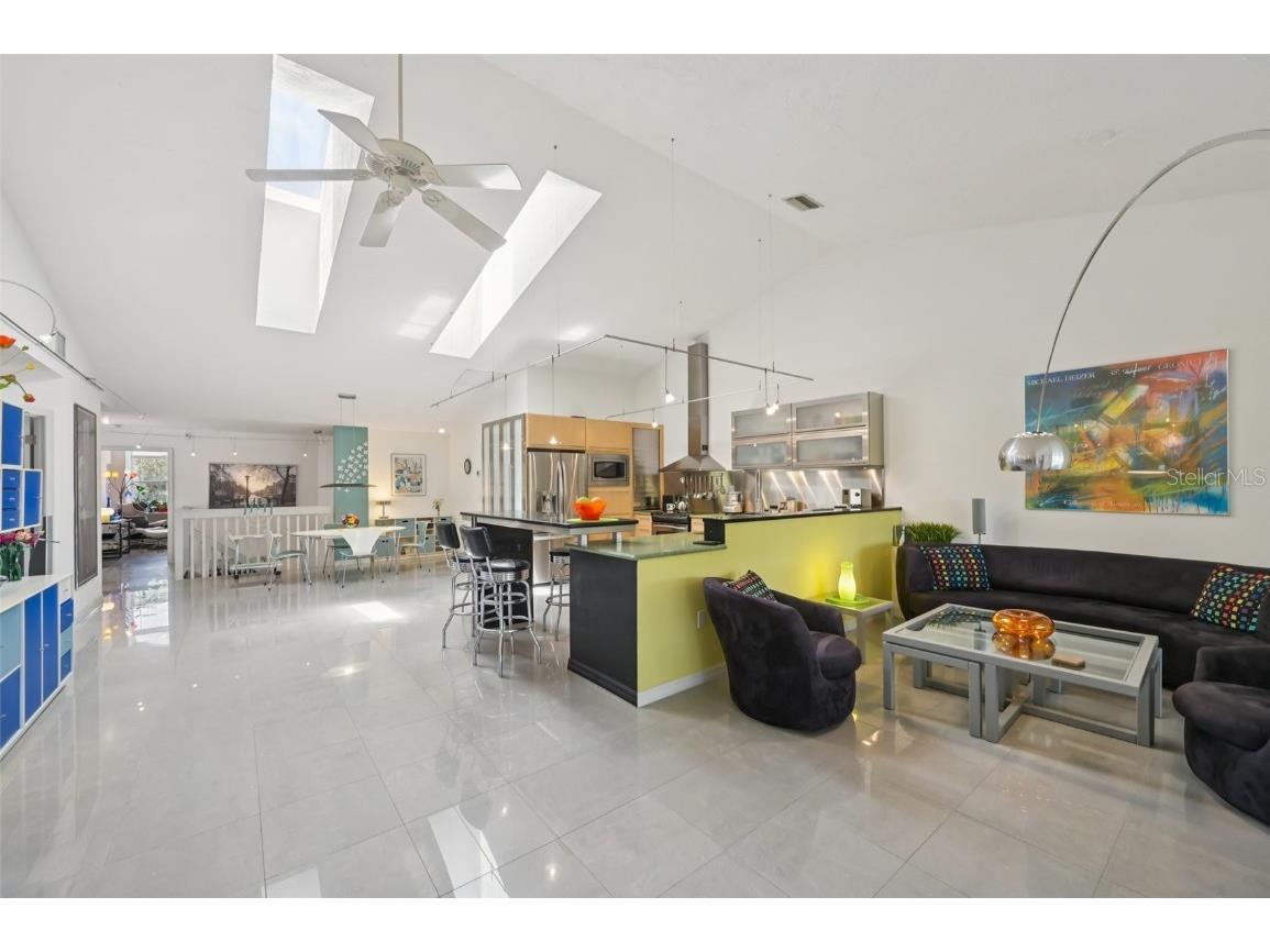 5588 Golf Pointe Drive #1 Sarasota FL 34243 A4672310 image6