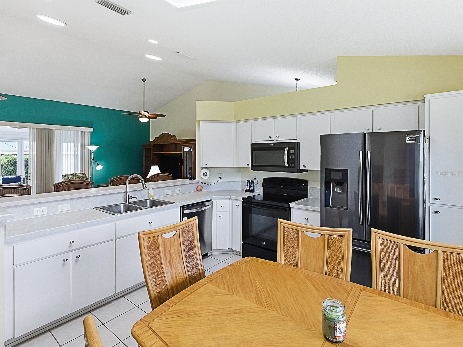 5588 Gulf Stream Street Tavares FL 32778 - LITTLE LAKE HARRIS G5106811 image16