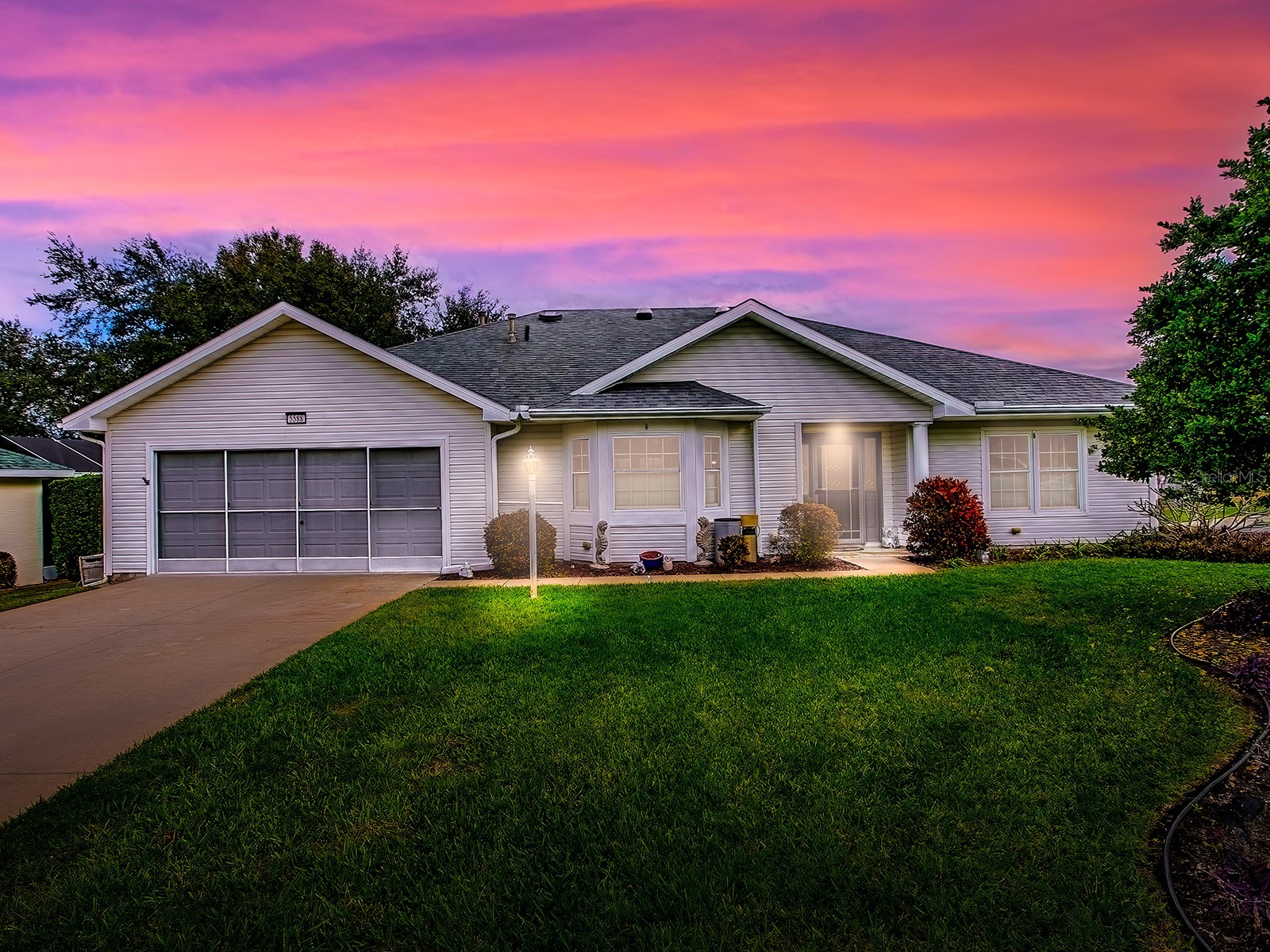 5588 Gulf Stream Street Tavares FL 32778 - LITTLE LAKE HARRIS G5106811 image2