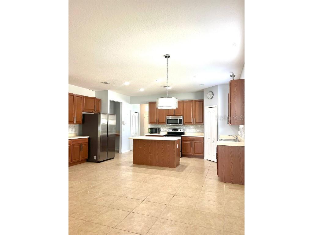 5588 Sycamore Canyon Drive Kissimmee FL 34758 S5139538 image2