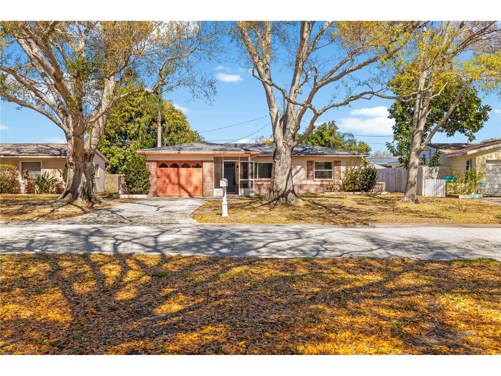 5589 46th Avenue N Kenneth City FL 33709 TB8478099 image1