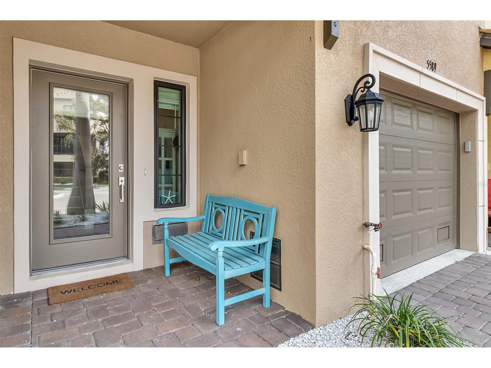 5589 Cannes Circle Sarasota FL 34231 - PHILLIPPI CREEK A4689088 image2