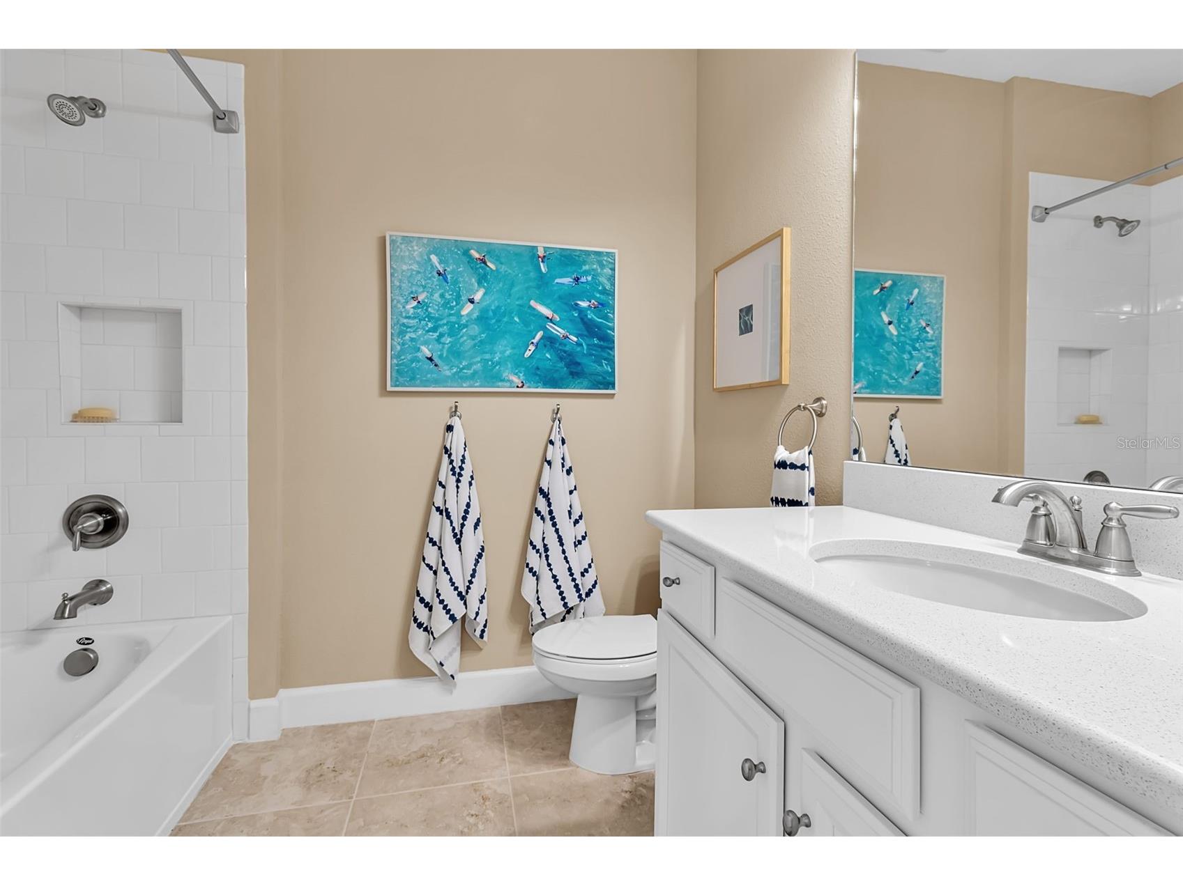 5589 Cannes Circle Sarasota FL 34231 - PHILLIPPI CREEK A4689088 image26