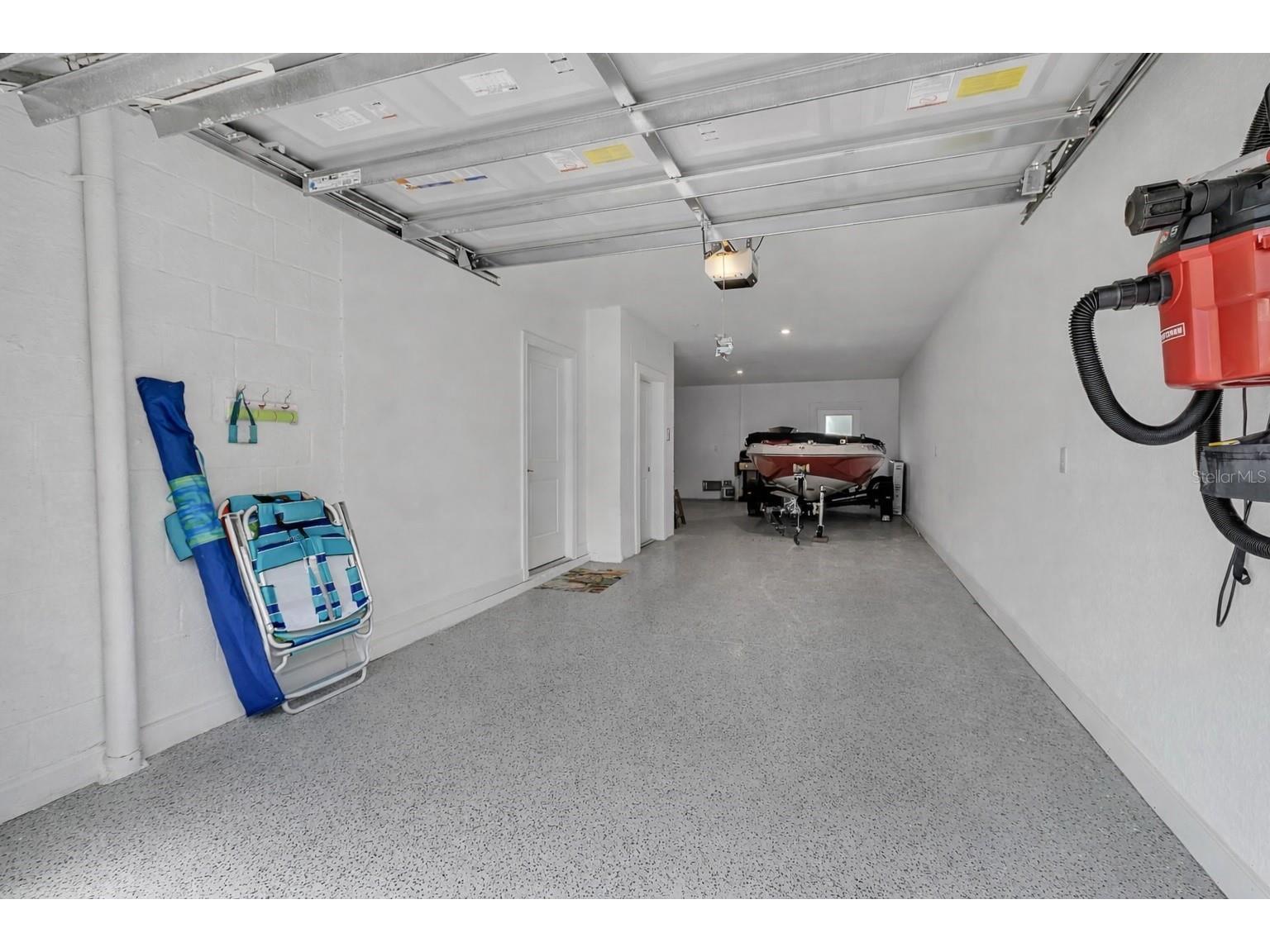 5589 Cannes Circle Sarasota FL 34231 - PHILLIPPI CREEK A4689088 image3