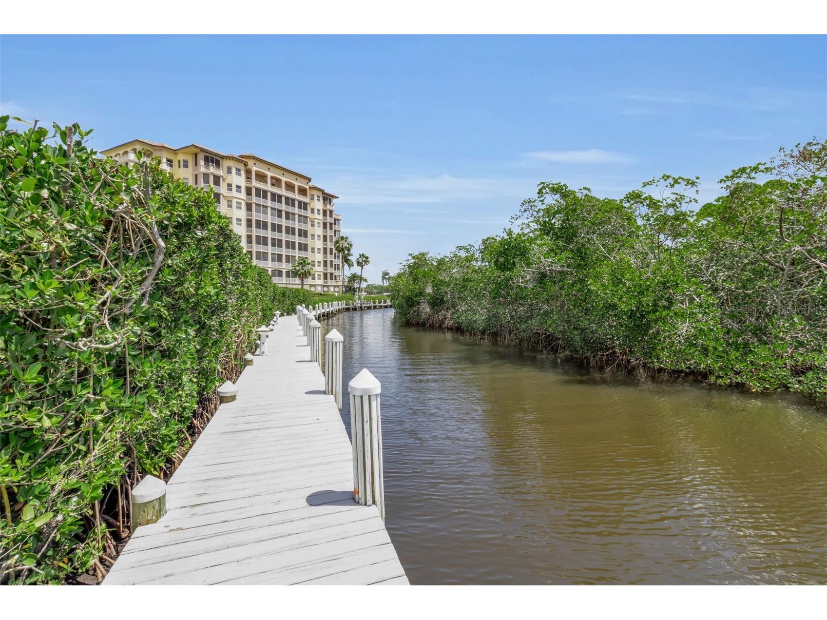 5589 Cannes Circle Sarasota FL 34231 - PHILLIPPI CREEK A4689088 image40