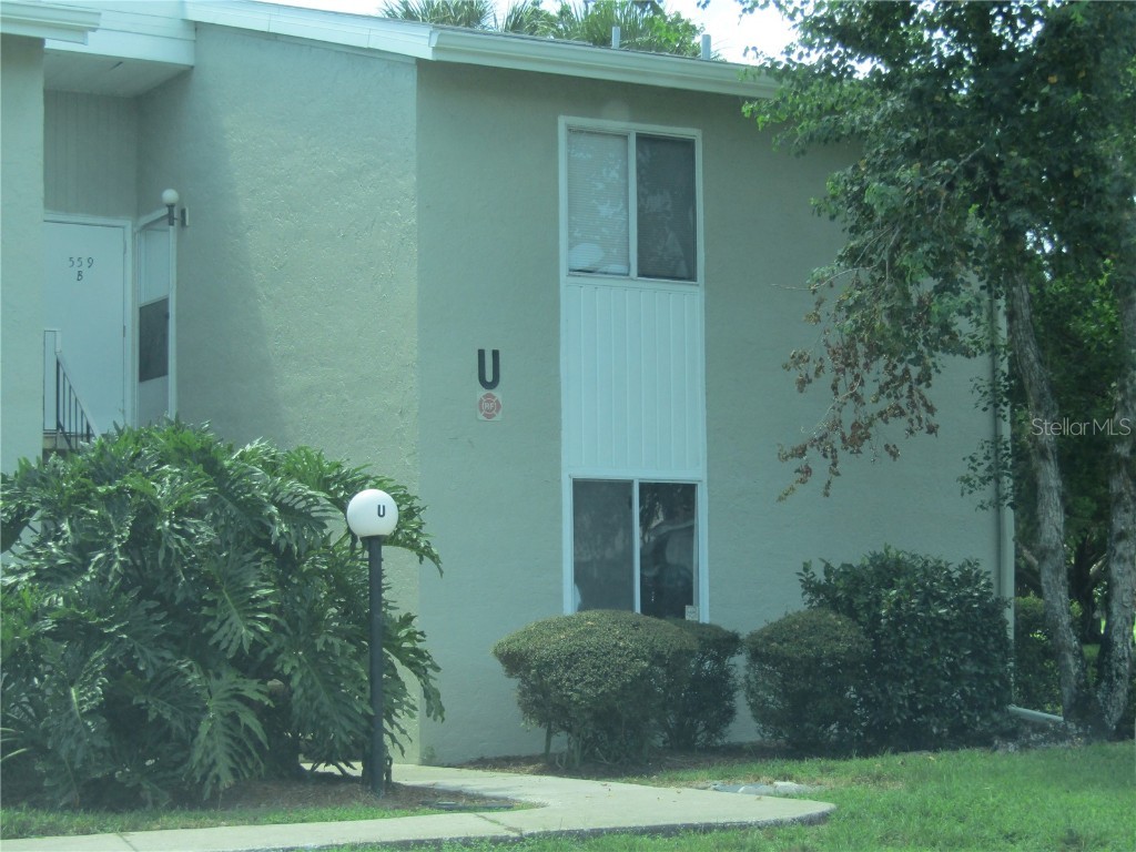 559 Fairways Drive #B Ocala FL 34472 OM663961 image1