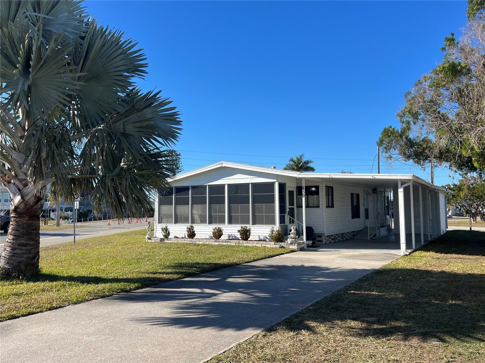 559 Fleetwood Street North Port FL 34287 A4670779 image1