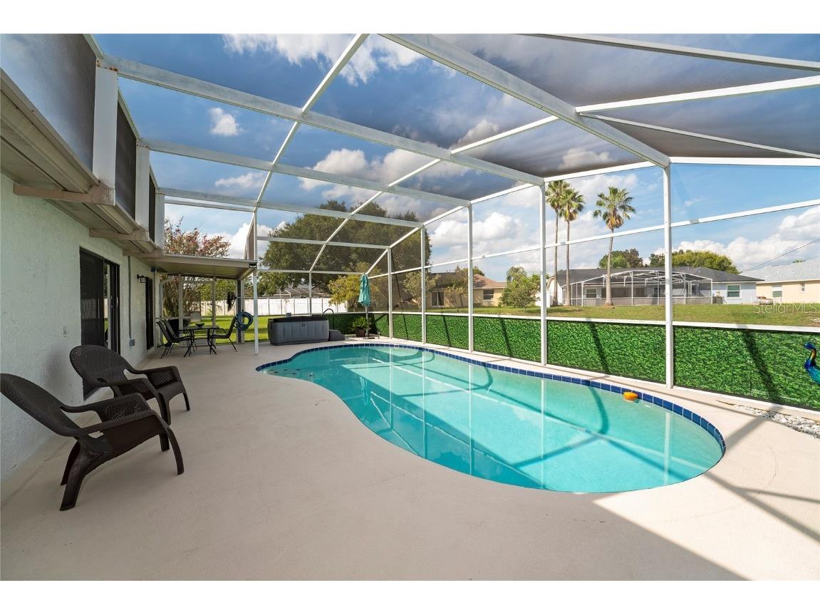 559 Loma Bonita Drive Davenport FL 33837 S5091658 image1