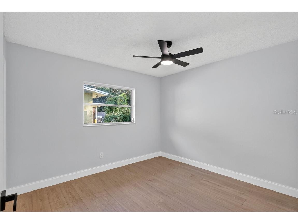 559 Vine Avenue Dunedin FL 34698 O6365543 image16