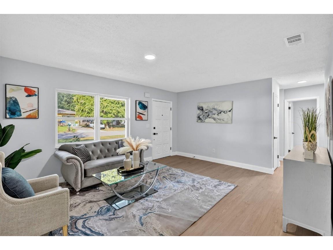 559 Vine Avenue Dunedin FL 34698 O6365543 image5