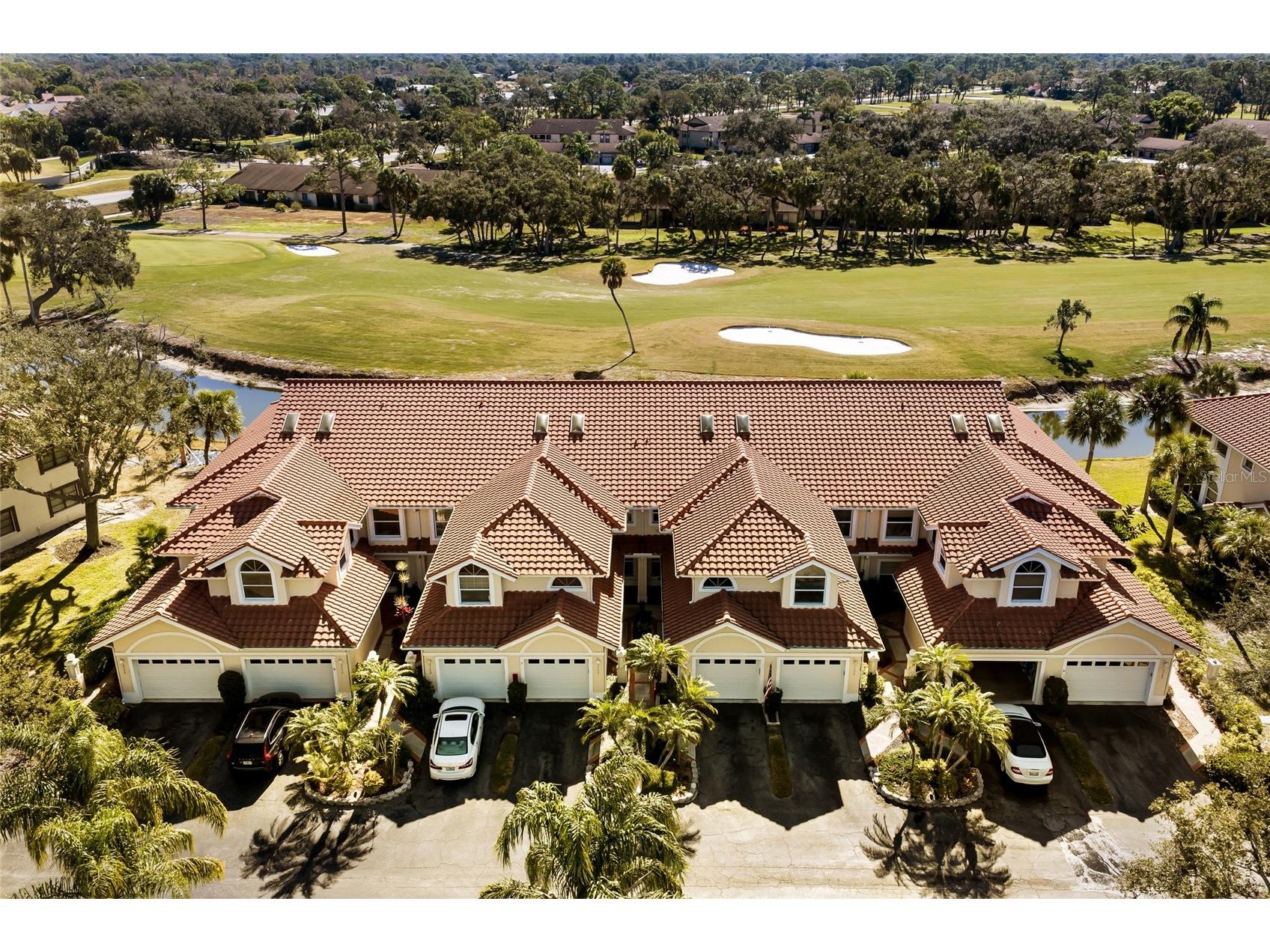 5590 Golf Pointe Drive #5590 Sarasota FL 34243 A4680747 image1