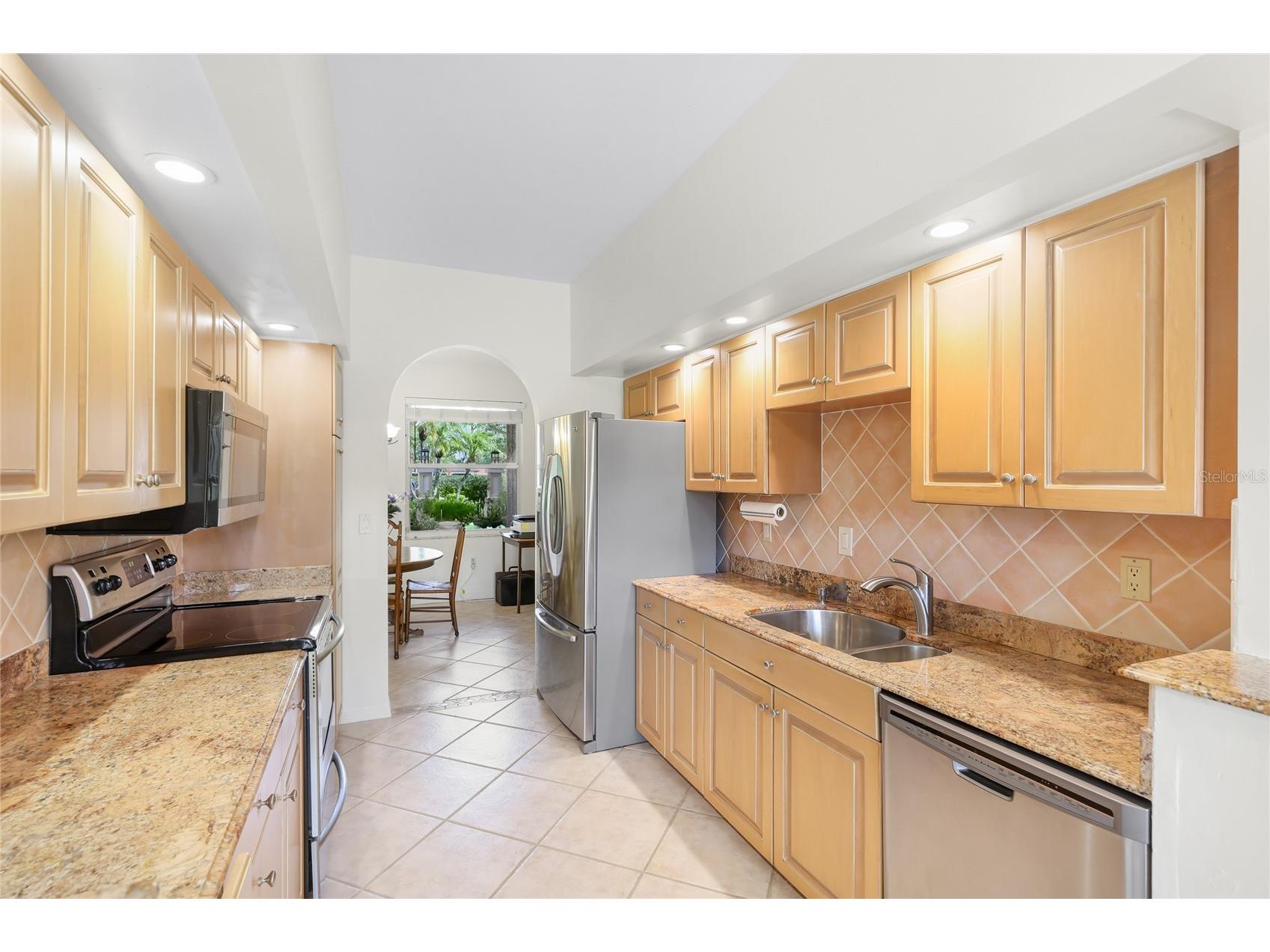 5590 Golf Pointe Drive #5590 Sarasota FL 34243 A4694922 image13