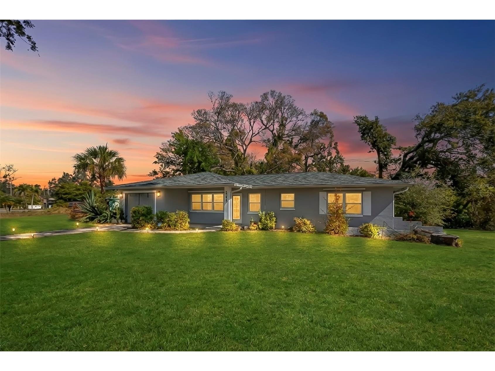 5590 Highland Street S Saint Petersburg FL 33705 TB8476881 image1