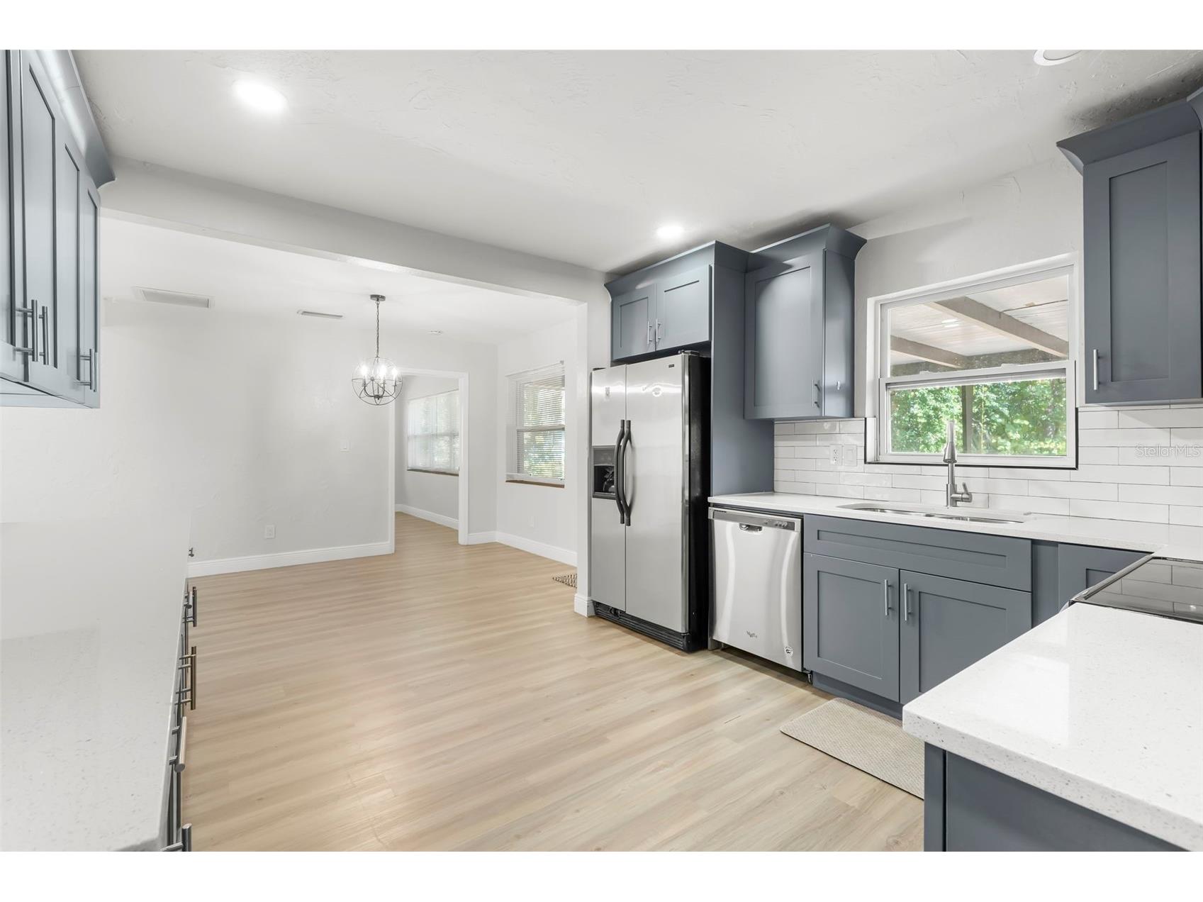 5590 Highland Street S Saint Petersburg FL 33705 TB8476881 image12