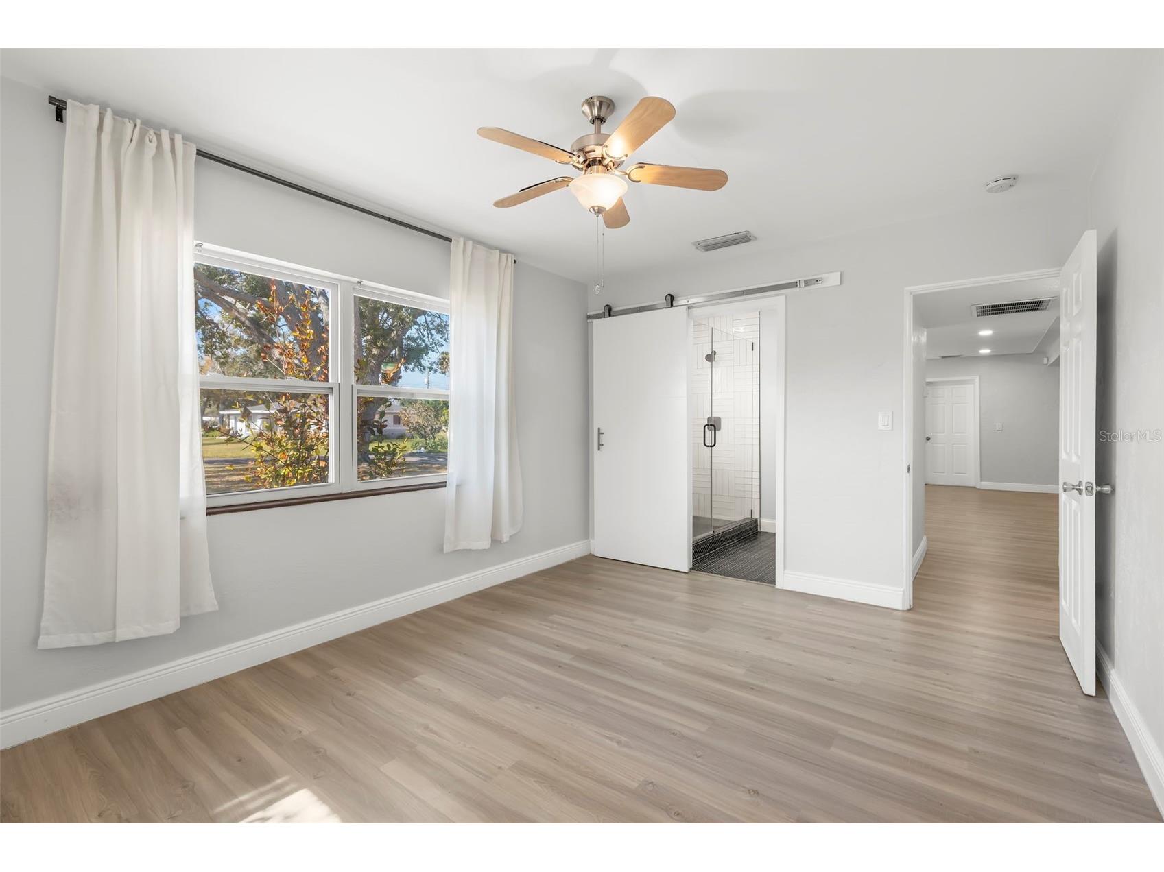 5590 Highland Street S Saint Petersburg FL 33705 TB8476881 image18