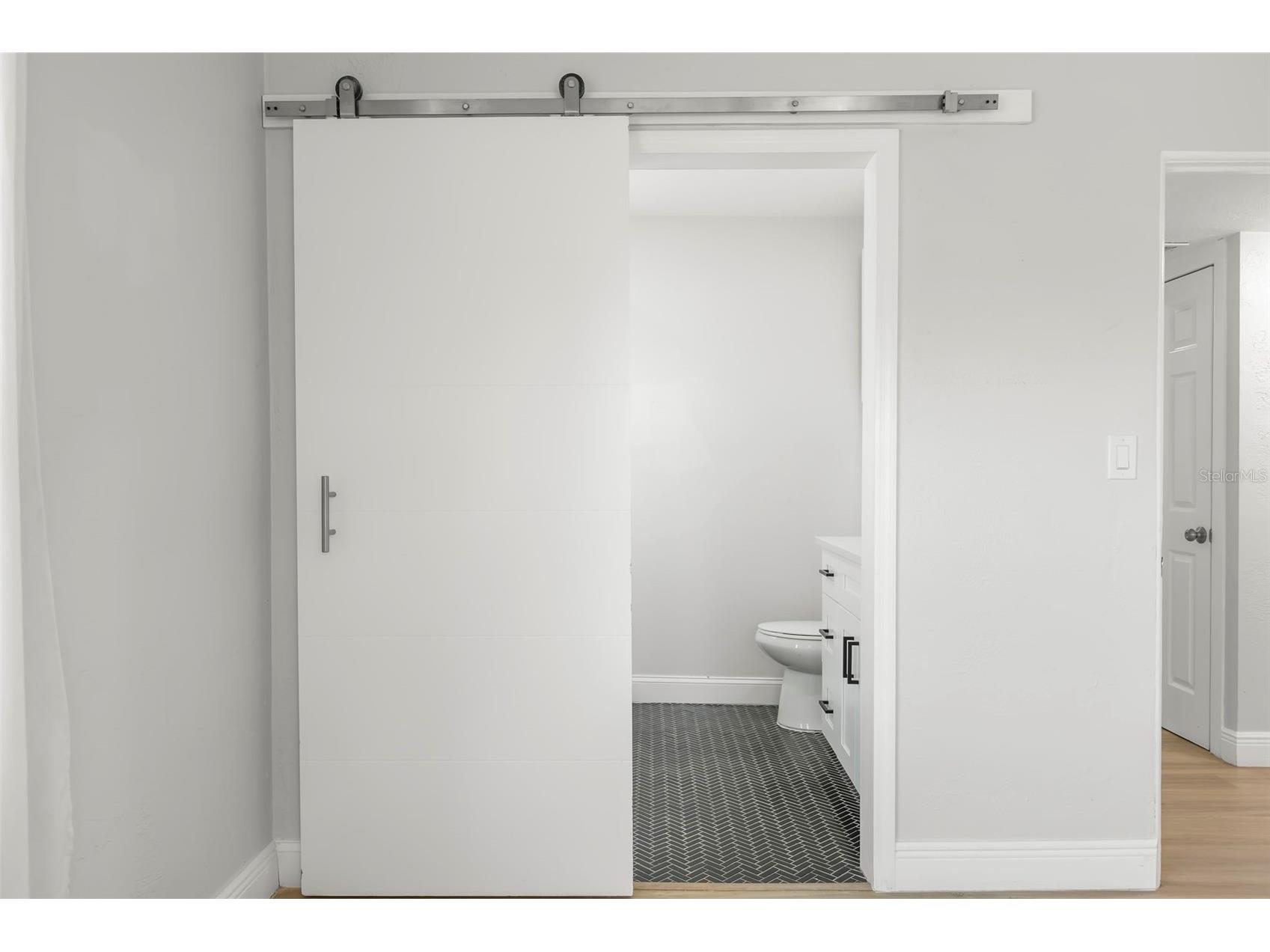 5590 Highland Street S Saint Petersburg FL 33705 TB8476881 image19