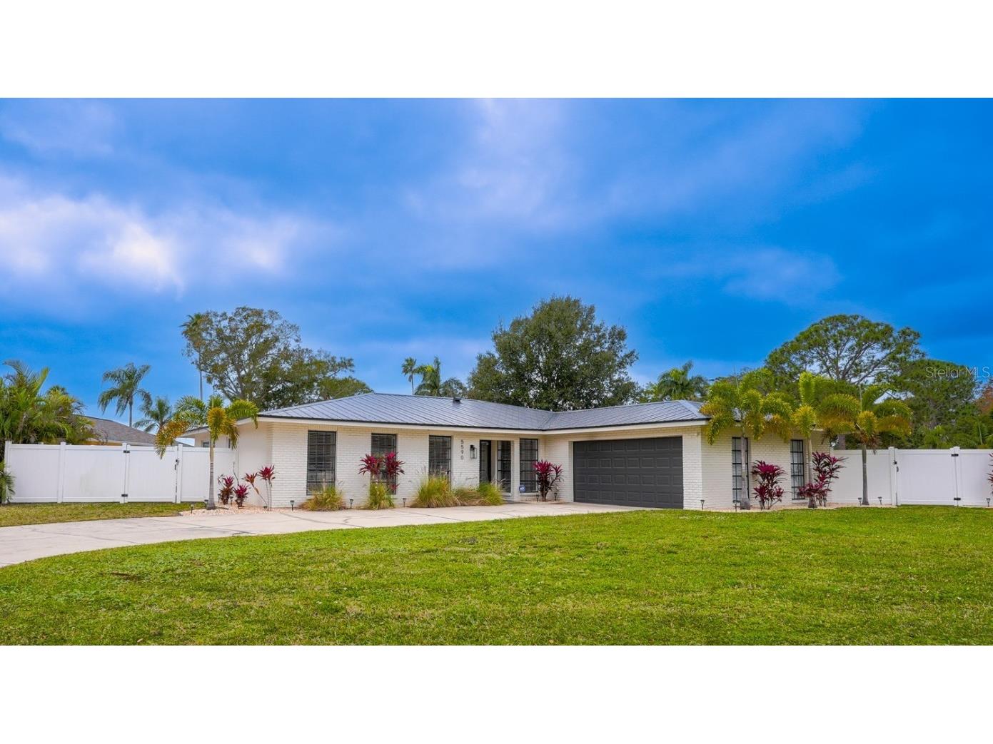 5590 Island Avenue Seminole FL 33772 O6169902 image1