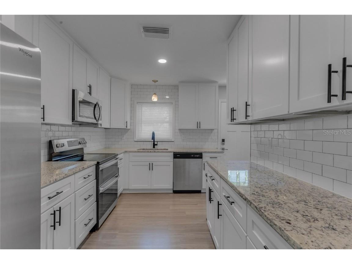 5591 15th Avenue N Saint Petersburg FL 33710 TB8375542 image10