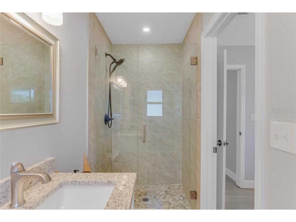 5591 15th Avenue N Saint Petersburg FL 33710 TB8375542 image21