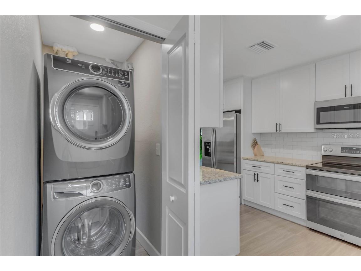 5591 15th Avenue N Saint Petersburg FL 33710 TB8375542 image37