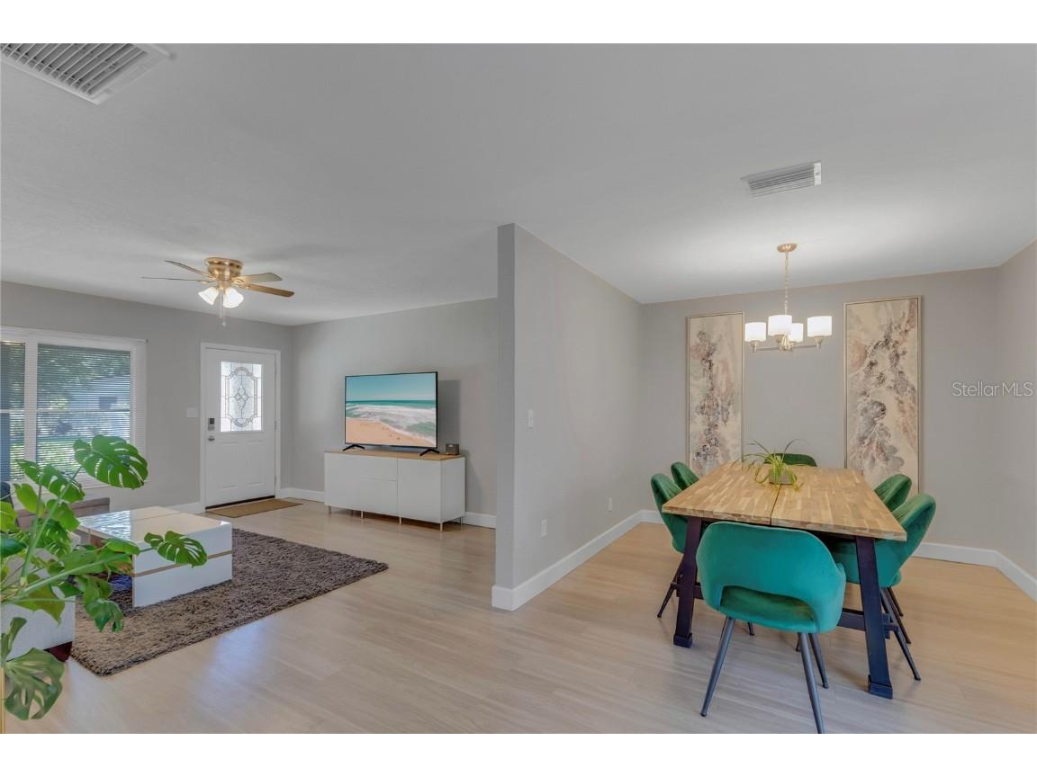 5591 15th Avenue N Saint Petersburg FL 33710 TB8375542 image6