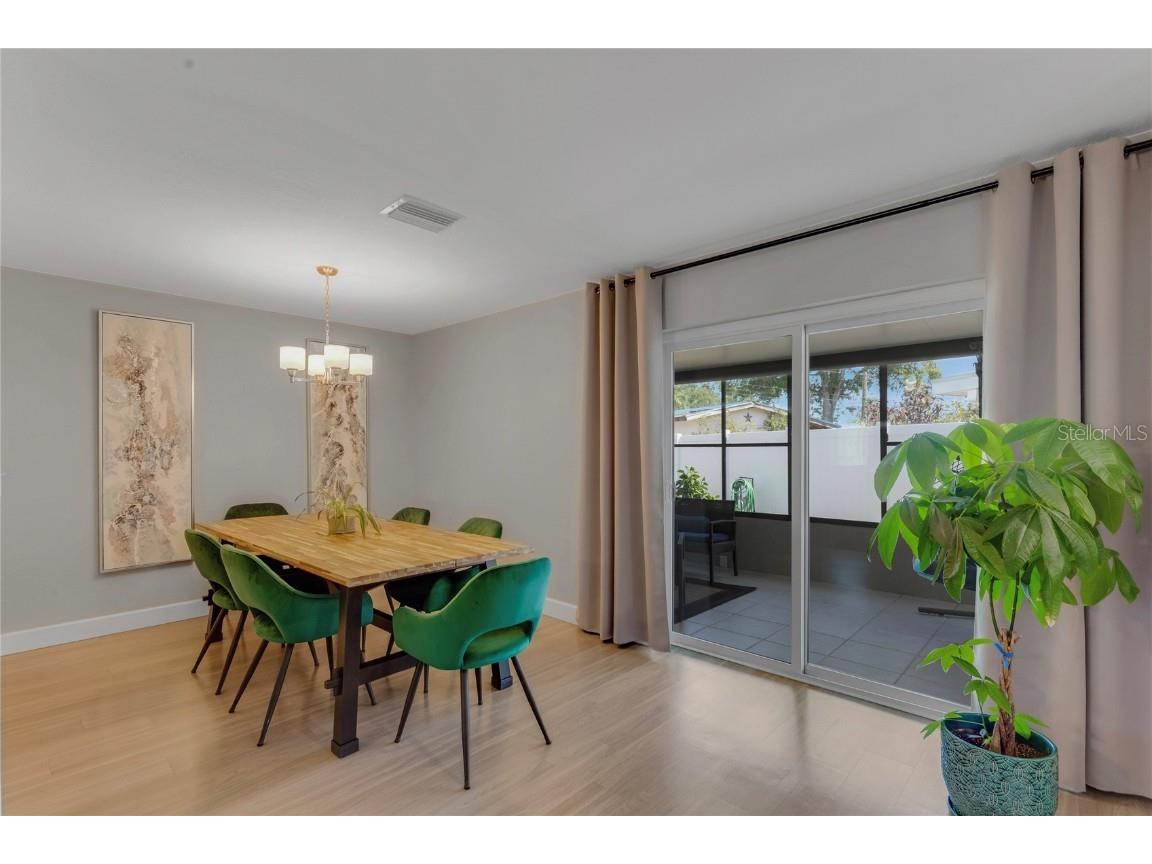 5591 15th Avenue N Saint Petersburg FL 33710 TB8375542 image7