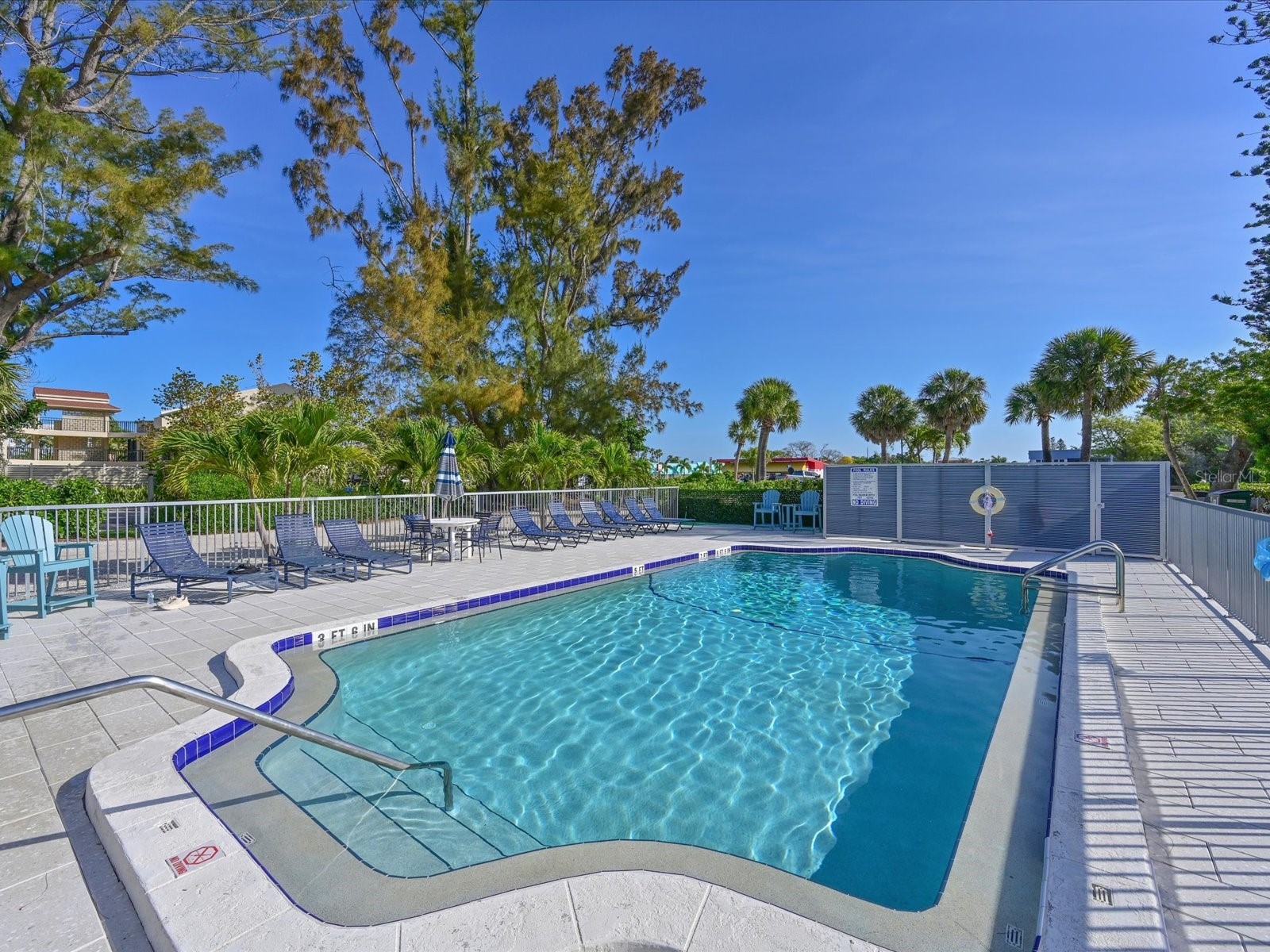 5591 Gulf Of Mexico Drive #4 Longboat Key FL 34228 A4690629 image8