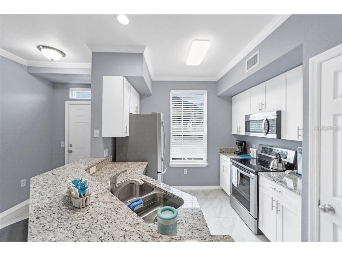 5591 Rosehill Road #102 Sarasota FL 34233 A4604375 image2