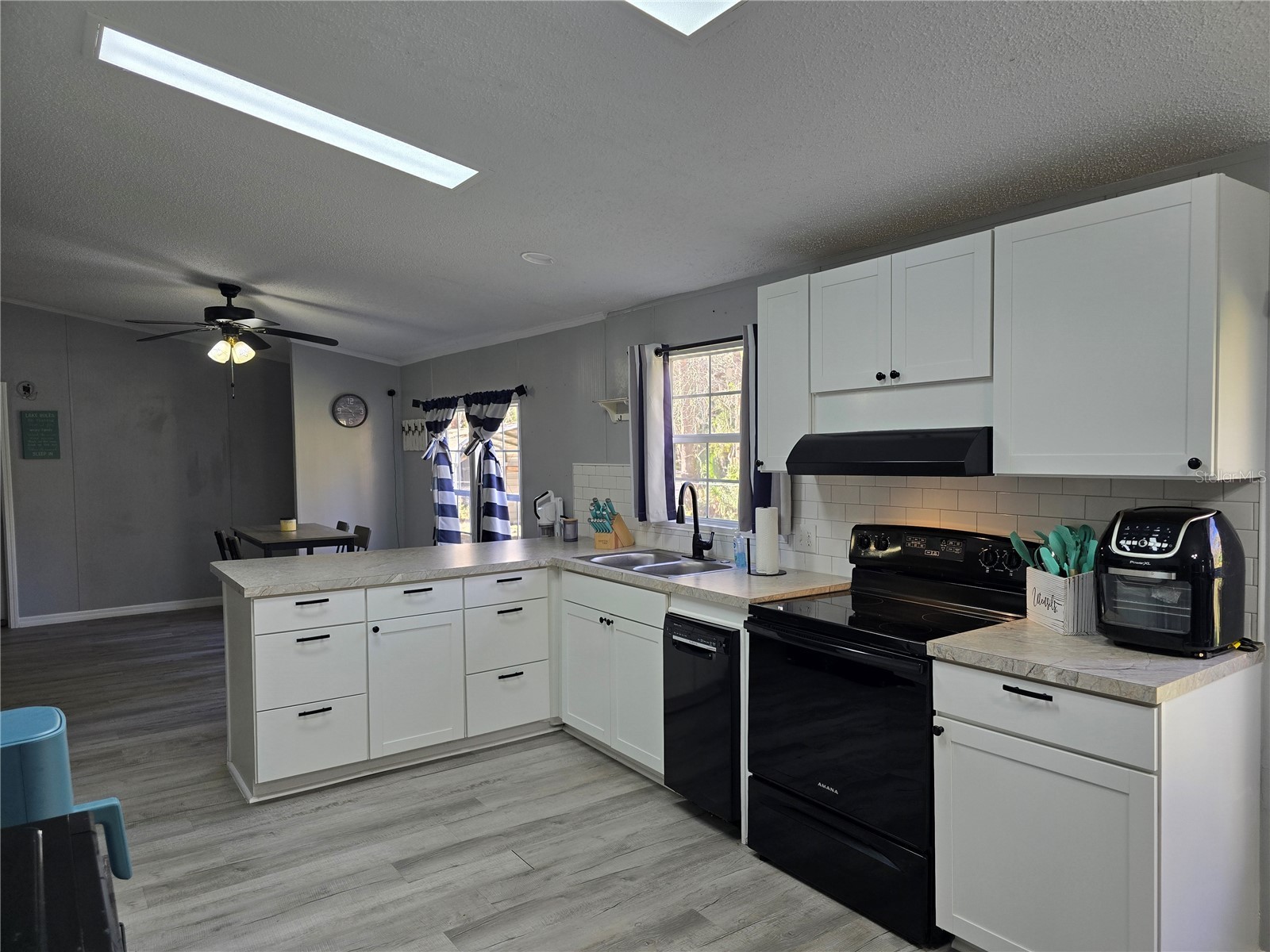 55921 Fern Road Astor FL 32102 R4910679 image4