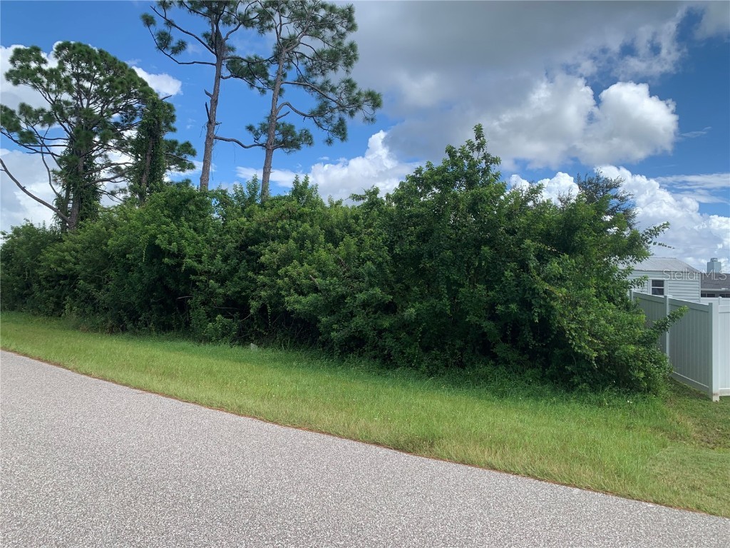 5594 Norlander Drive Port Charlotte FL 33981 C7515807 image2