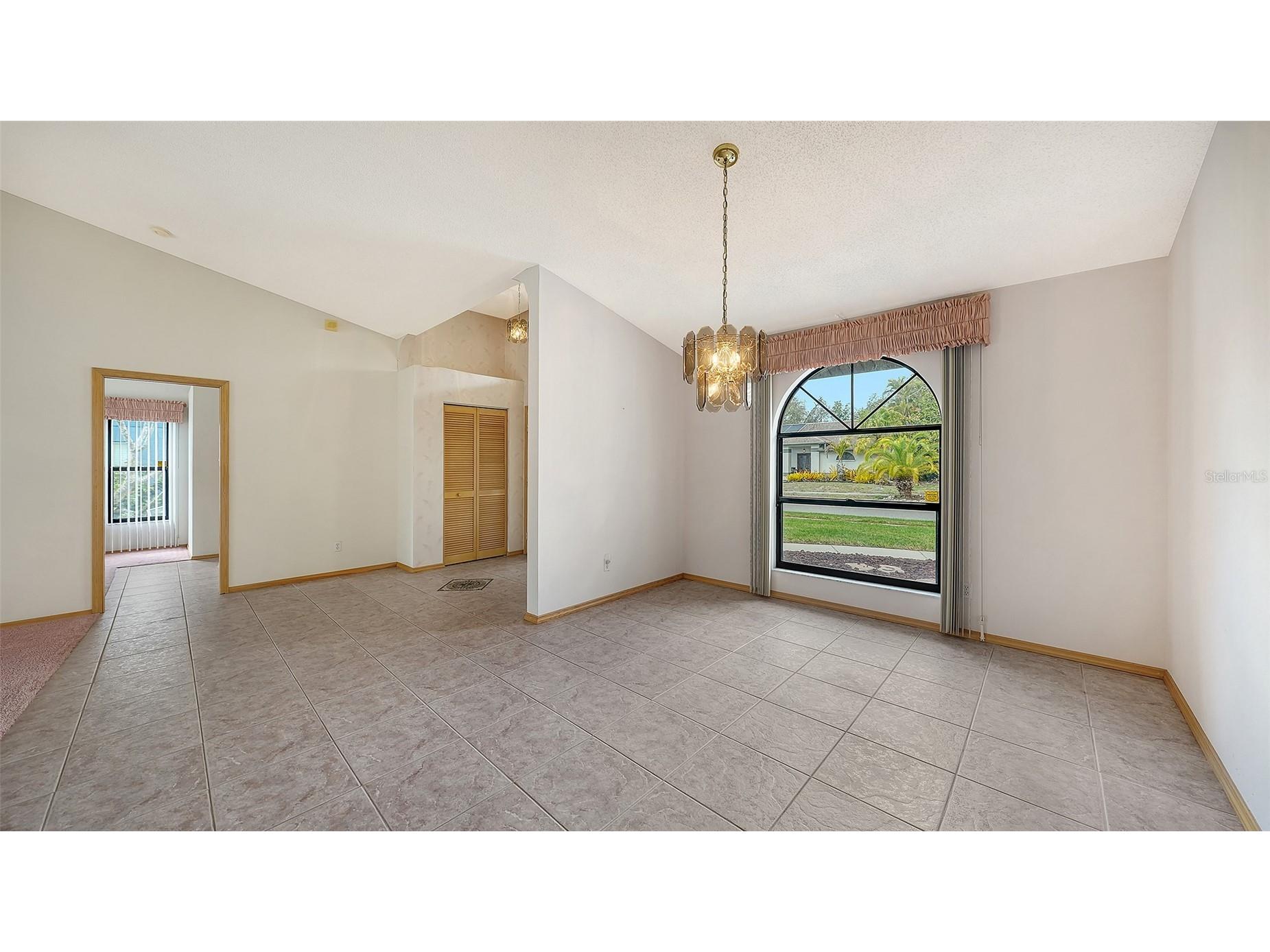 5594 Wilde Oak Way Sarasota FL 34232 A4685501 image13